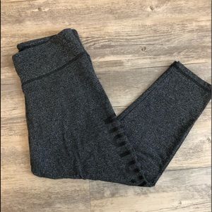 Victoria sport workout capris